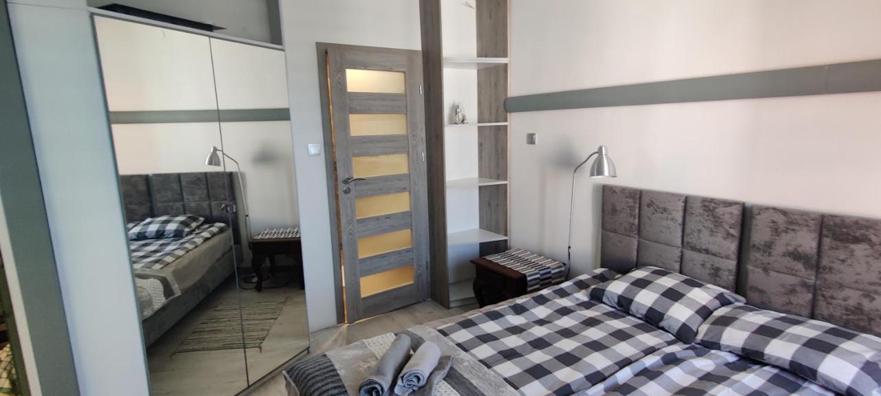 Nad Rustika Apartment กดิเนีย ภายนอก รูปภาพ