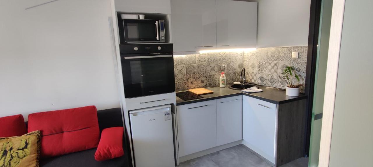 Nad Rustika Apartment กดิเนีย ภายนอก รูปภาพ