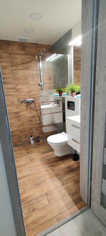 Nad Rustika Apartment กดิเนีย ภายนอก รูปภาพ